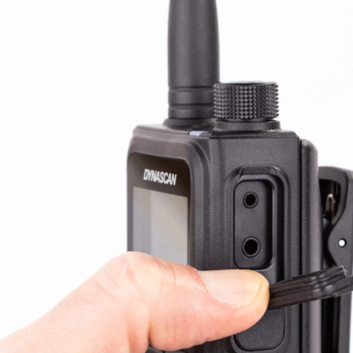 Dynascan UV-202 Walkie doble banda radioaficionado